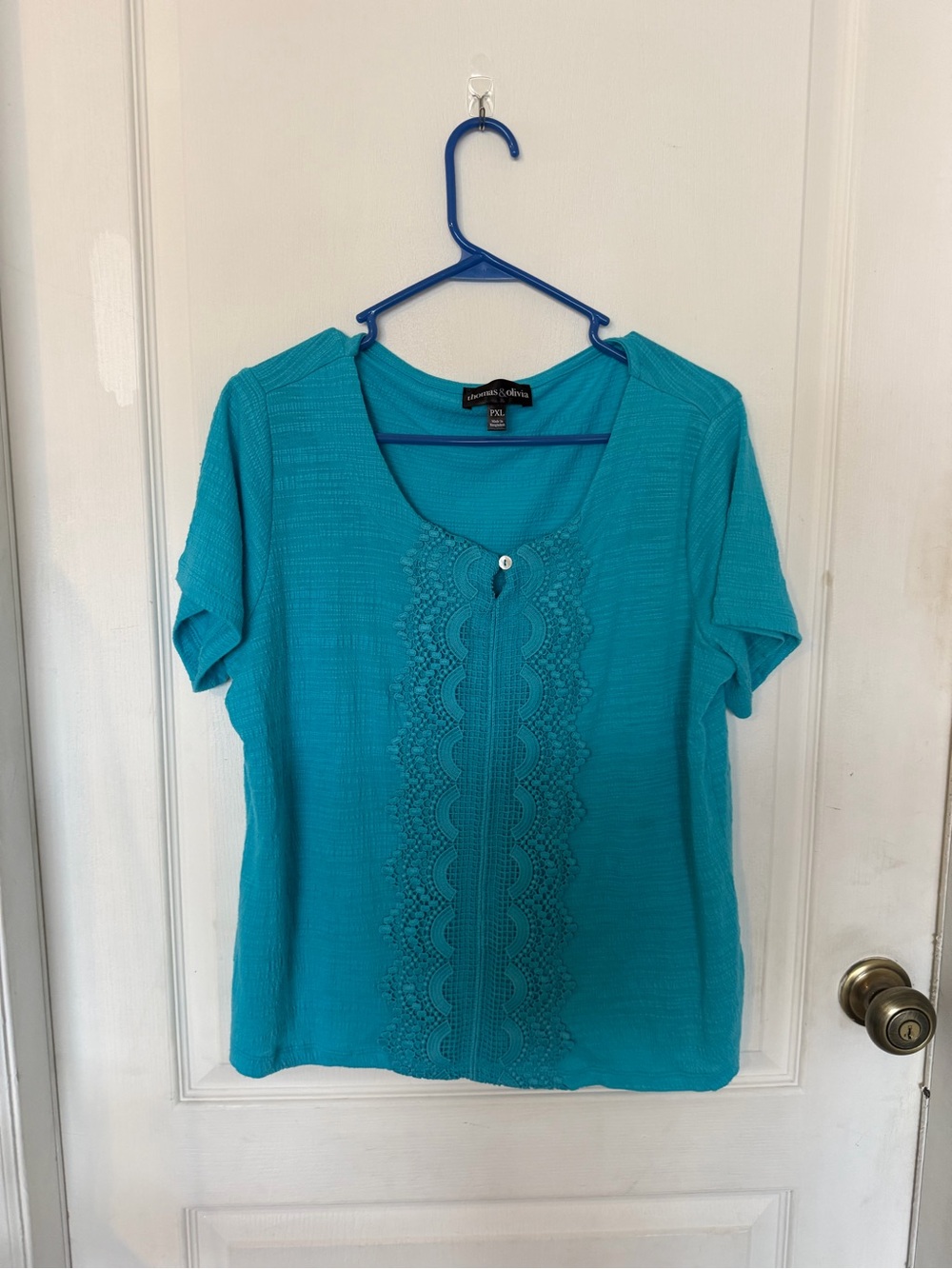 Turquoise Short-Sleeve Scoop Neck Lace-Trim Top feminine cute